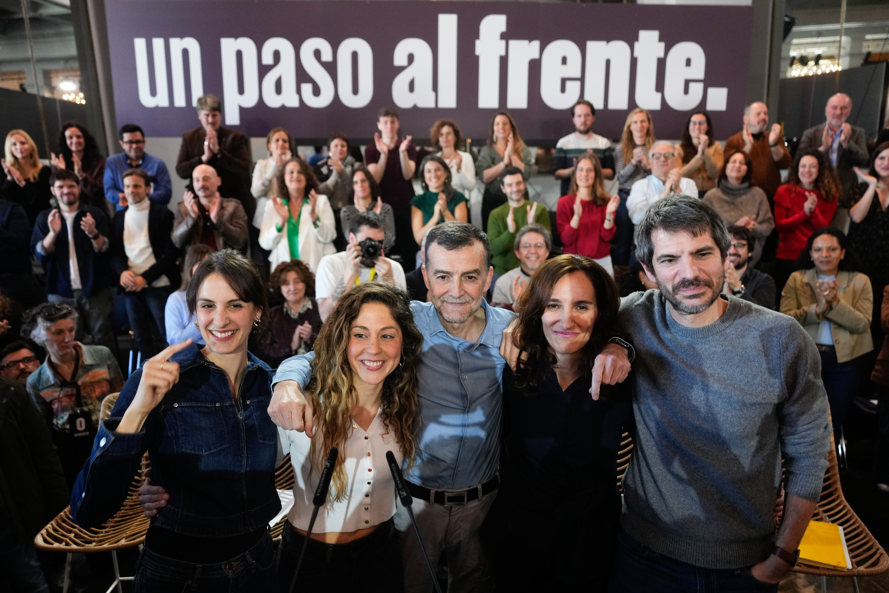 Los representantes de las formaciones que conformarán la nueva coalición de la izquierda alternativa.