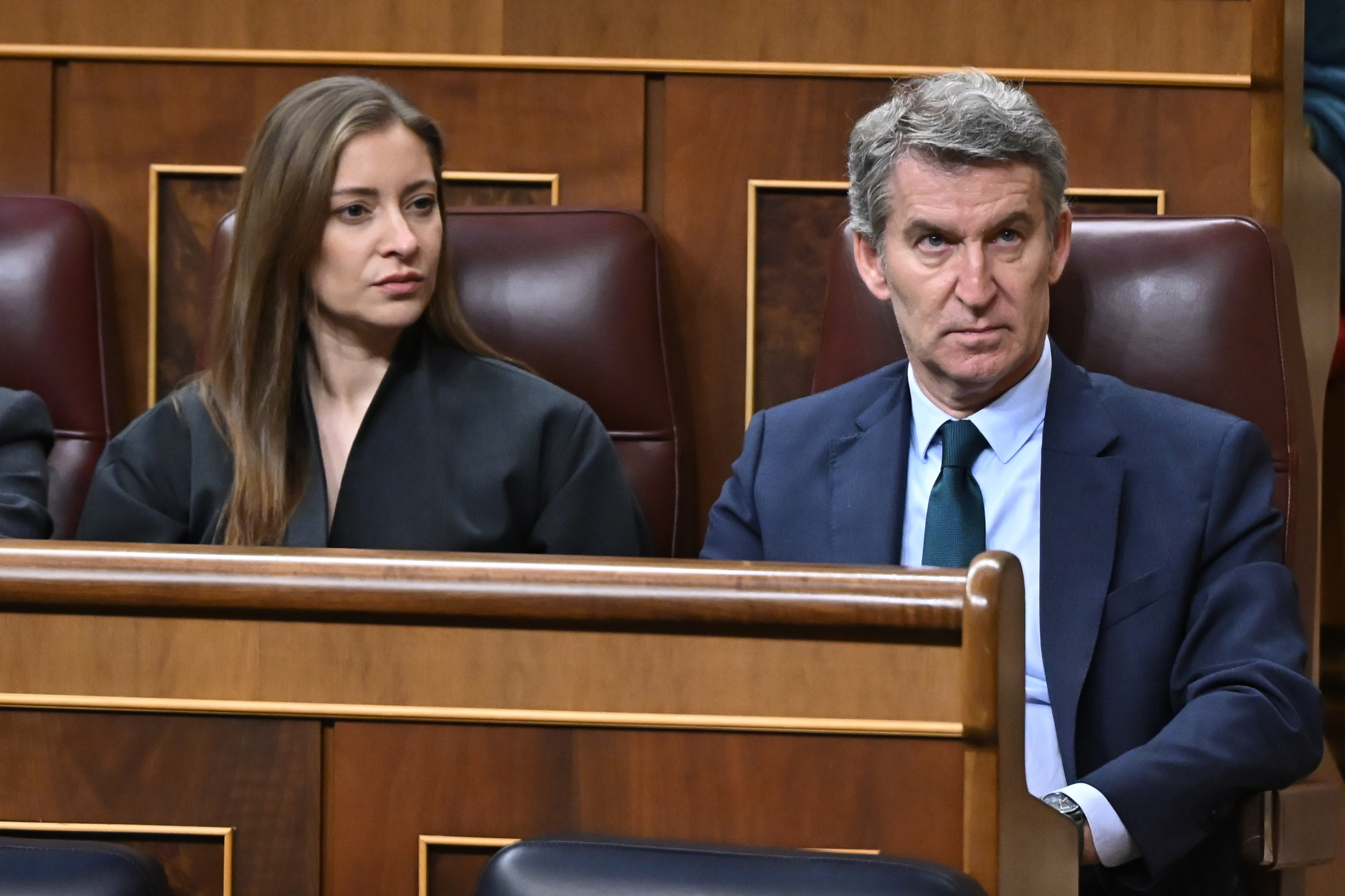 La portavoz del PP en el Congreso, Ester Muñoz, y Alberto Núñez Feijóo.