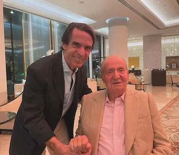 José María Aznar junto al