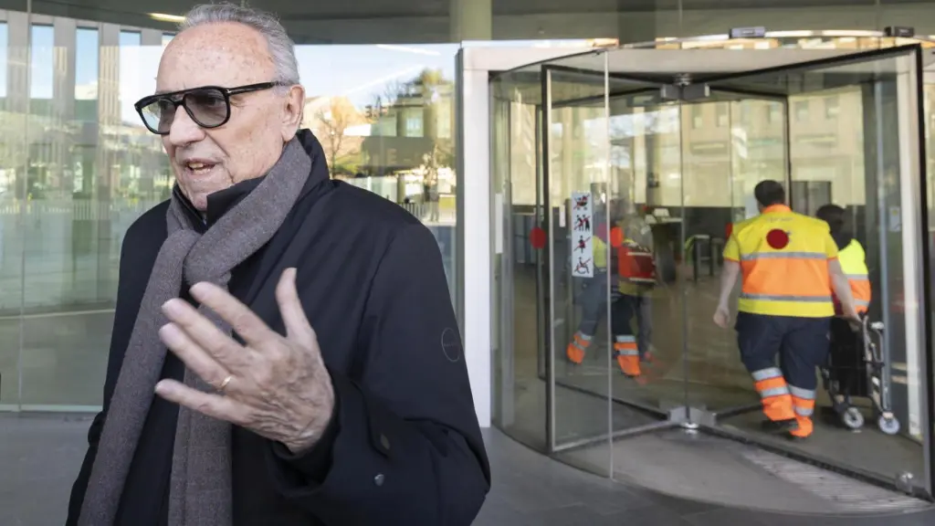 Joan Gaspart, ante los medios de comunicación tras declarar por el 'Caso Negreira'.