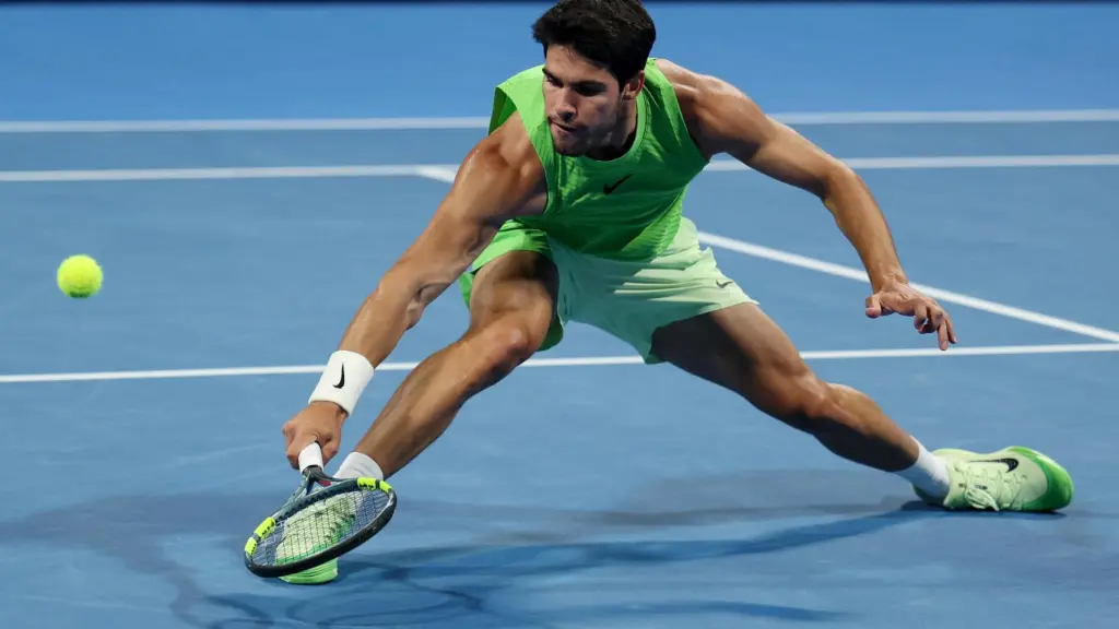 Carlos Alcaraz, durante el partido ante Rublev.