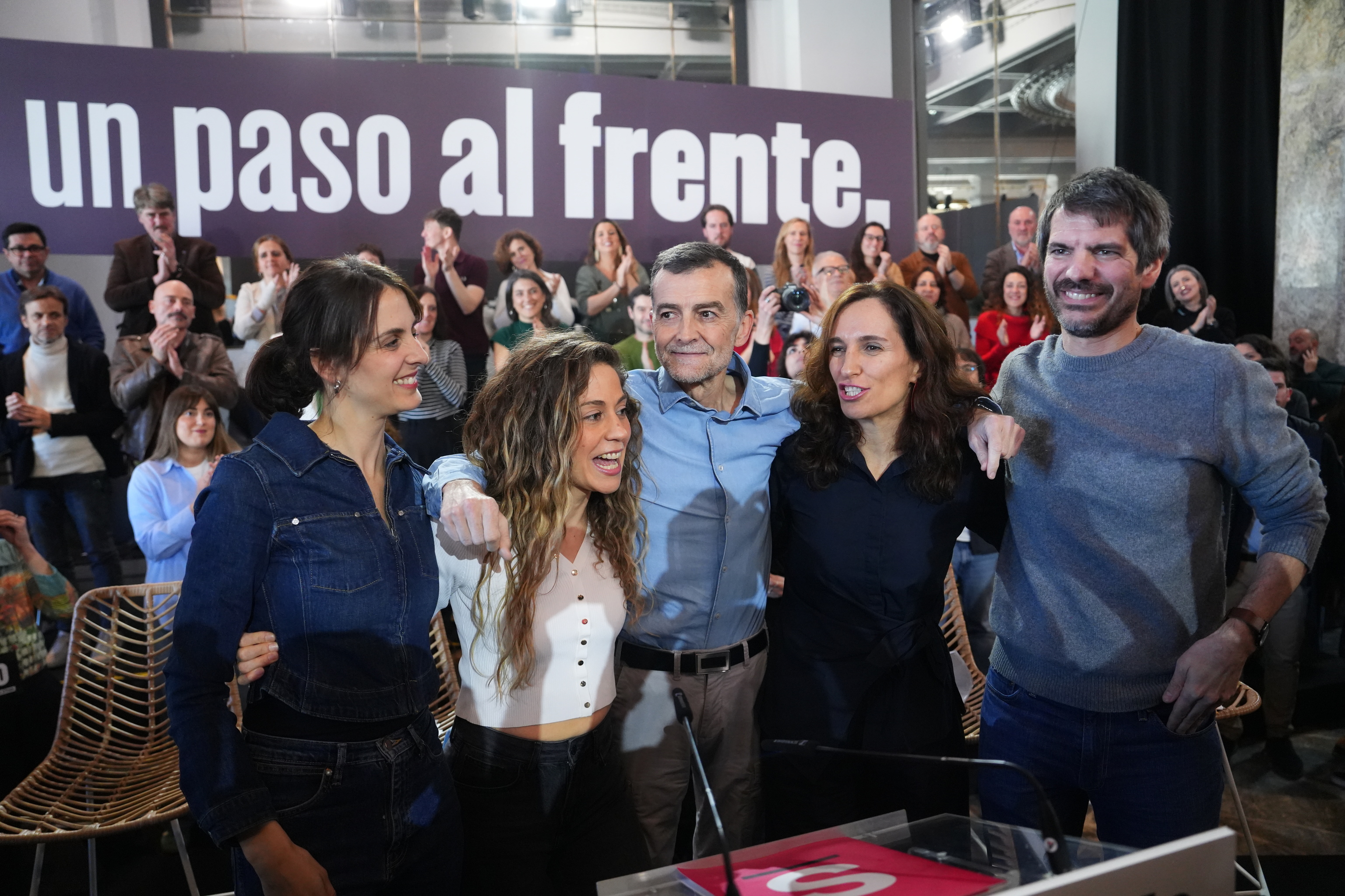 Rita Maestre, Lara Hernández, Antonio Maíllo, Mónica García y Ernest Urtasun en la presentación de la nueva coalición.