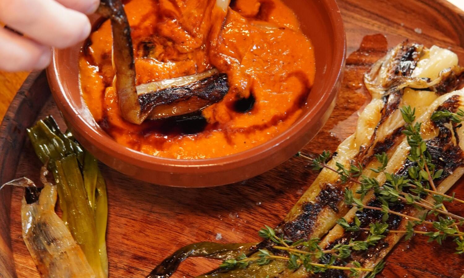 Foto: El restaurante en el que comer calçots fuera de Barcelona está en Castellón. (Cortesía)