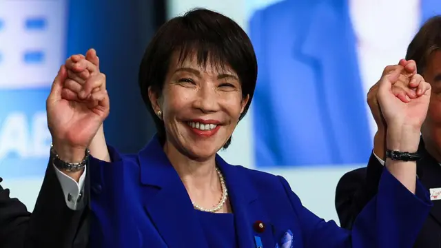 Los analistas dicen que la gran victoria de Takaichi en las recientes elecciones le ha dado capital político para mantenerse firme frente a China.