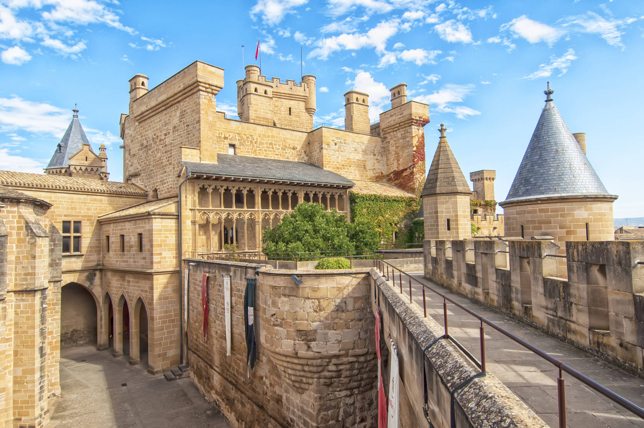 Foto: Castillo de Olite en Navarra (Fuente: iStock)