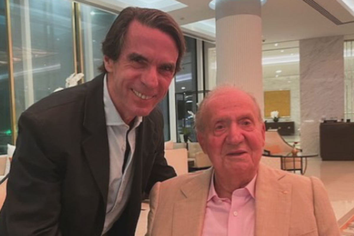 Aznar con el Rey emérito, en la foto que ha colgado el ex presidente del Gobierno en Instagram.
