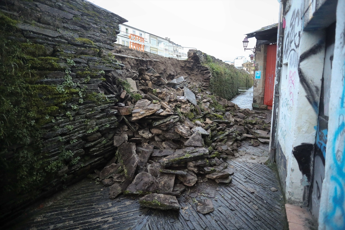 Desprendimiento parcial de la muralla