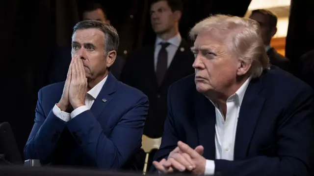 Trump junto al director de la CIA siguiendo la operación que terminó con la captura de Maduro.
