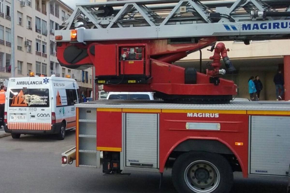Un coche de bomberos de Extremadura.