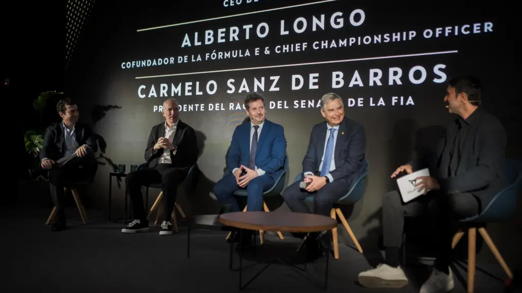 De izquierda a derecha: Alberto Longo, Markus Haupt, Mariano de Paco y Carmelo Sanz de Barros.