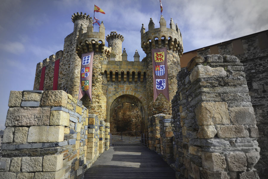 (Fuente: Castillo de los Templarios)
