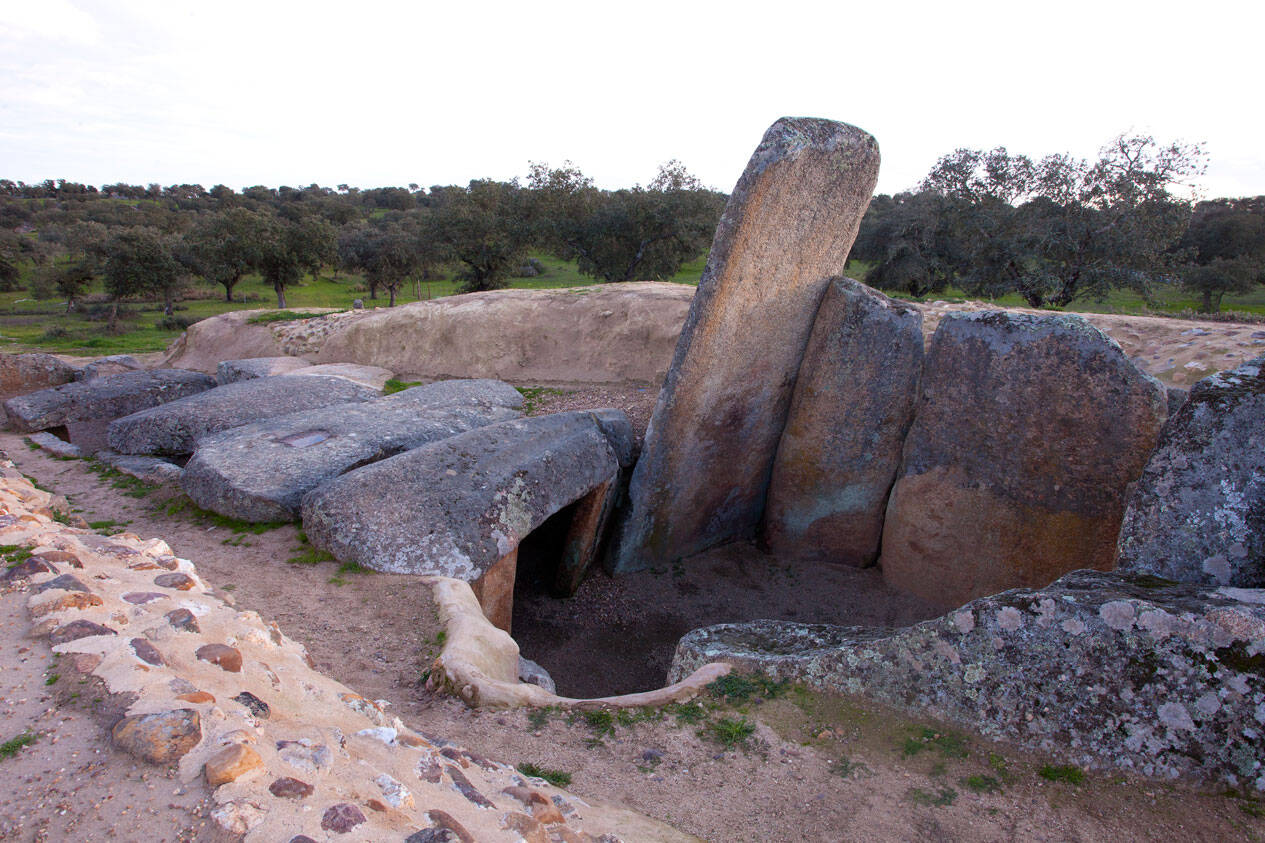 Foto: El monumento de piedra imprescindible de Extremadura. (Turismo de Extremadura)