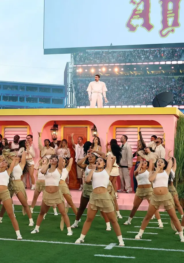 La casita en el concierto del Super Bowl