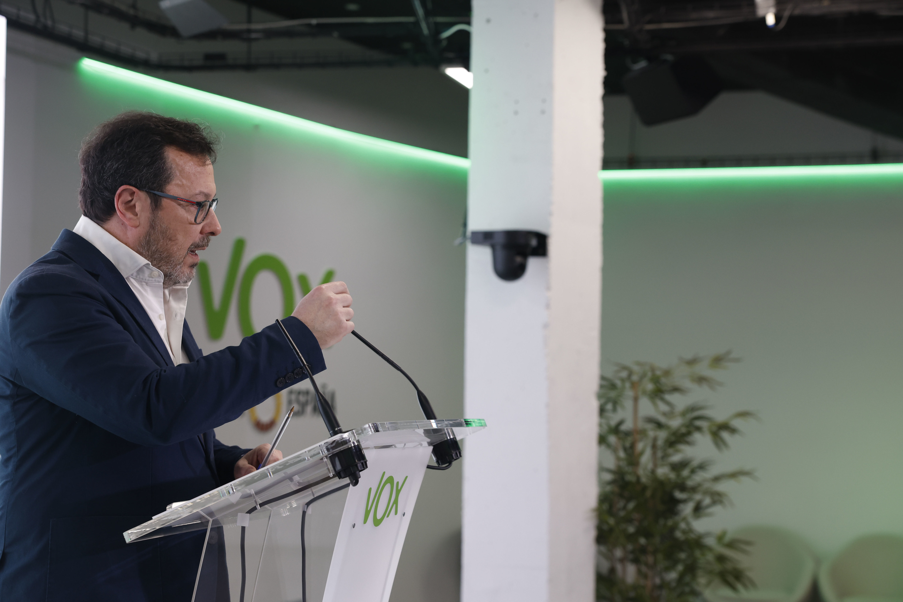 El portavoz nacional de Vox, José Antonio Fúster, este lunes en la sede del partido