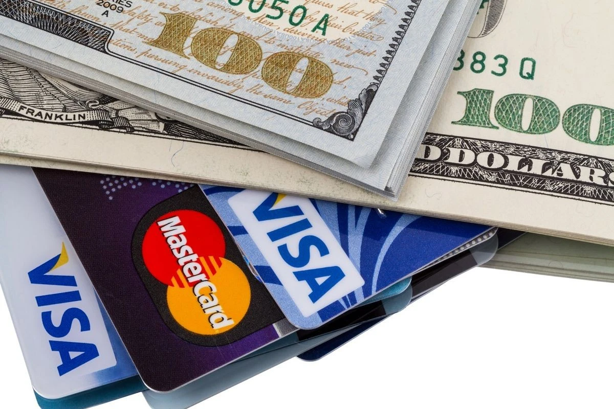 Crédito vs. Débito: la jugada maestra que te hace perder dinero sin darte cuenta - image 1