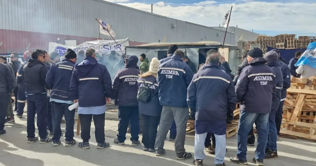 Crisis en Aires del Sur: por qué el caos en Tierra del Fuego encarecerá tu aire acondicionado