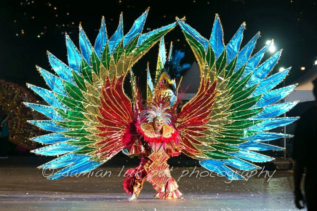 ¿Cuánto cuesta reinar en el Carnaval 2026? La verdad detrás de un traje de bateria digno de una reina - image 1
