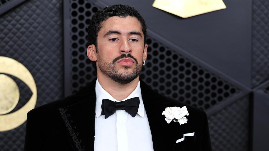 Bad Bunny en los Grammys 2026.