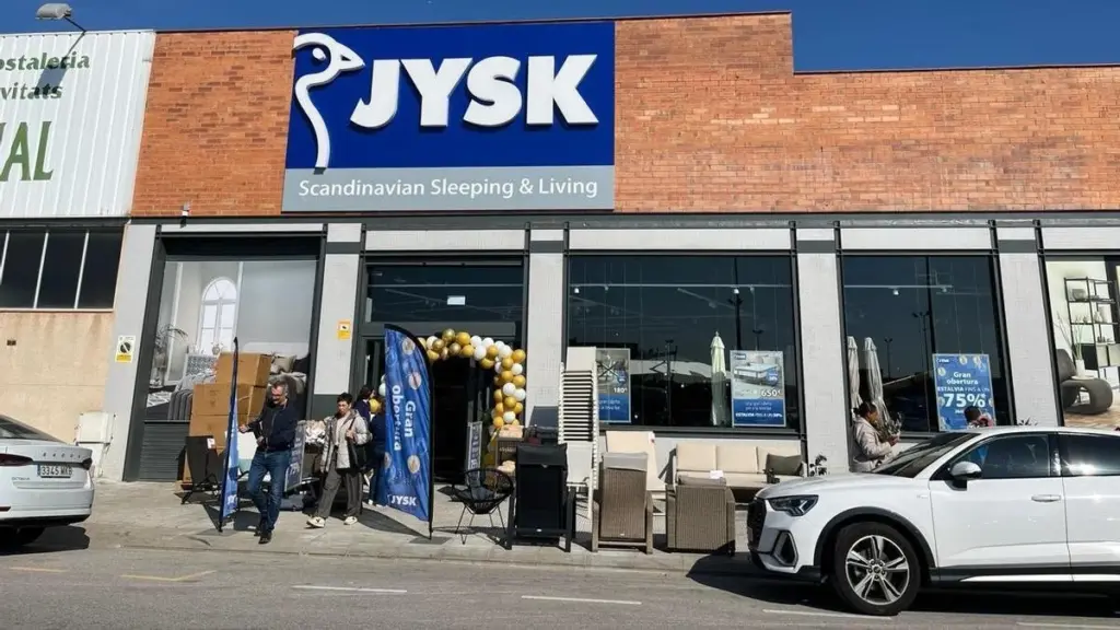 JYSK abre en Sant Fruitós de Bages: muebles de madera FSC y estilo Hygge