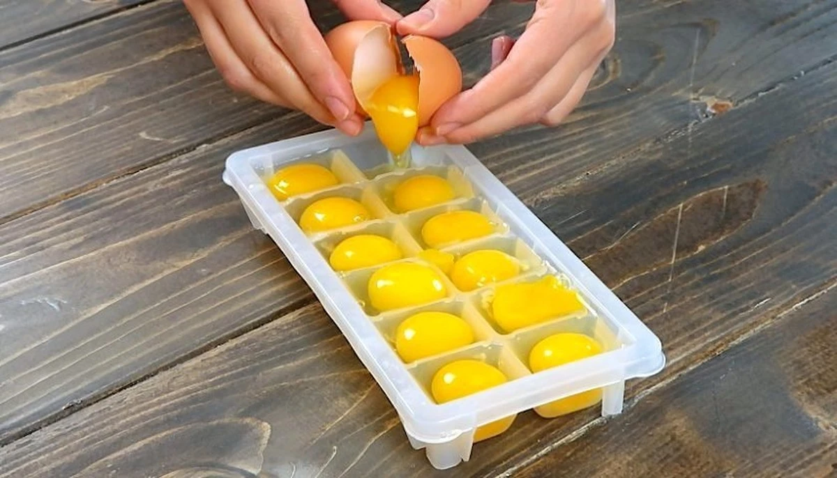 Por qué la gente está poniendo huevos en cubiteras antes de que caduquen - image 1