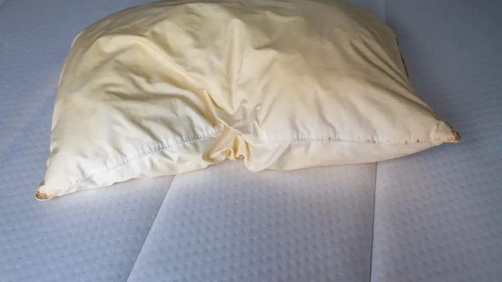 Por qué los expertos en limpieza ponen bicarbonato en sus almohadas todas las semanas