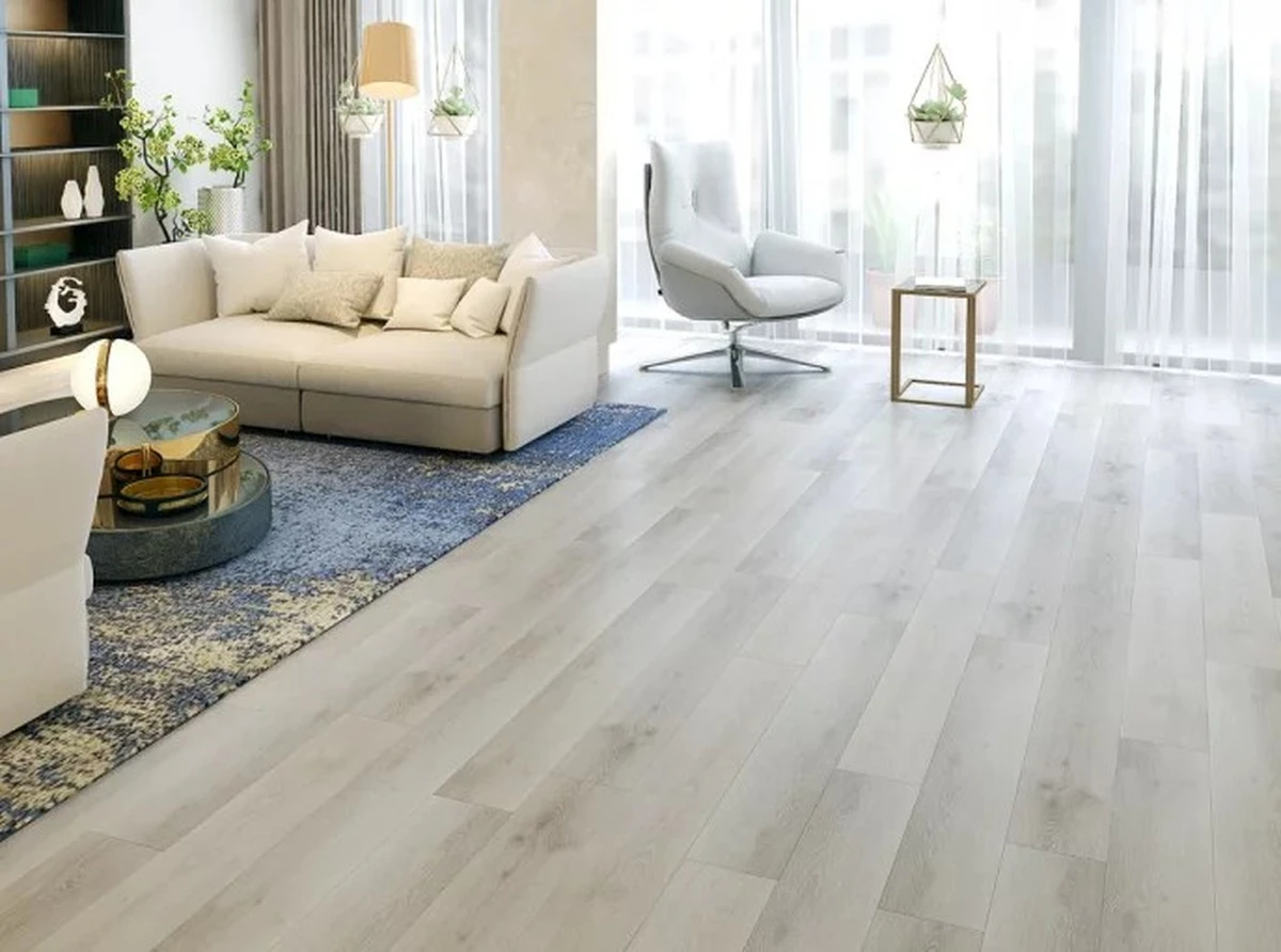 Por qué los expertos prefieren poner suelo SPC en lugar de laminado - image 1
