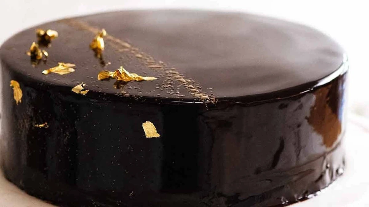 Por qué los pasteleros añaden un chorro de agua hirviendo al bizcocho de chocolate - image 1