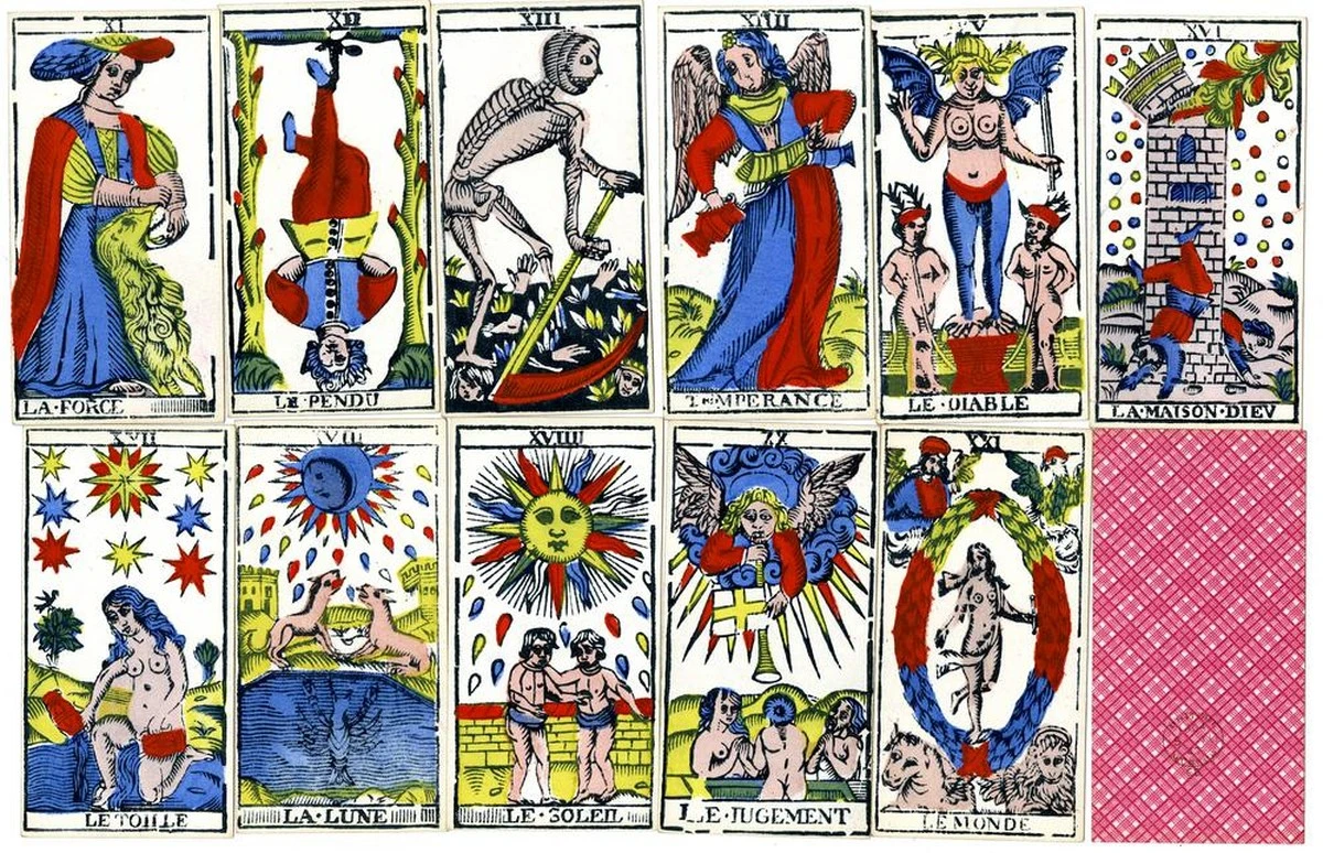 Tarot del día: la predicción para los 12 signos el 10 de febrero de 2026 - image 1