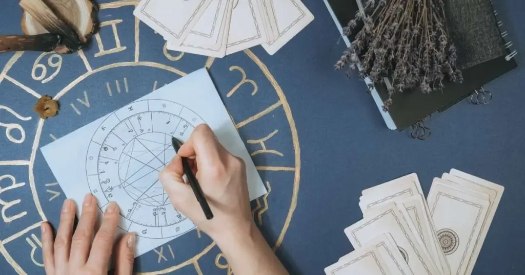 Tarot del día: Tu destino para el 14 de febrero de 2026 según las cartas