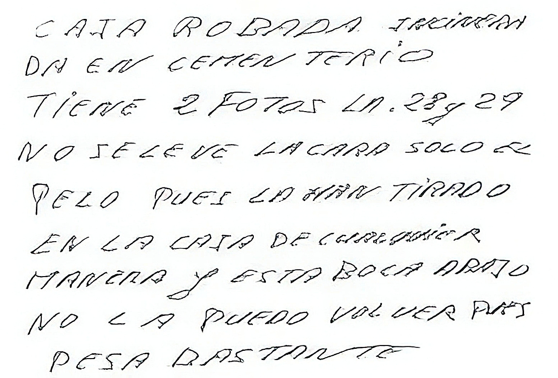 Una de las notas que escribió Justo contando los presuntos cambios de ataudes.