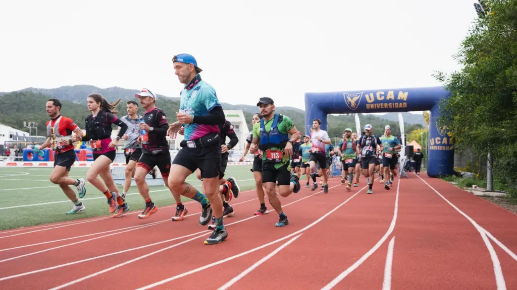 Diferentes participantes de ELIS El Valle Trail