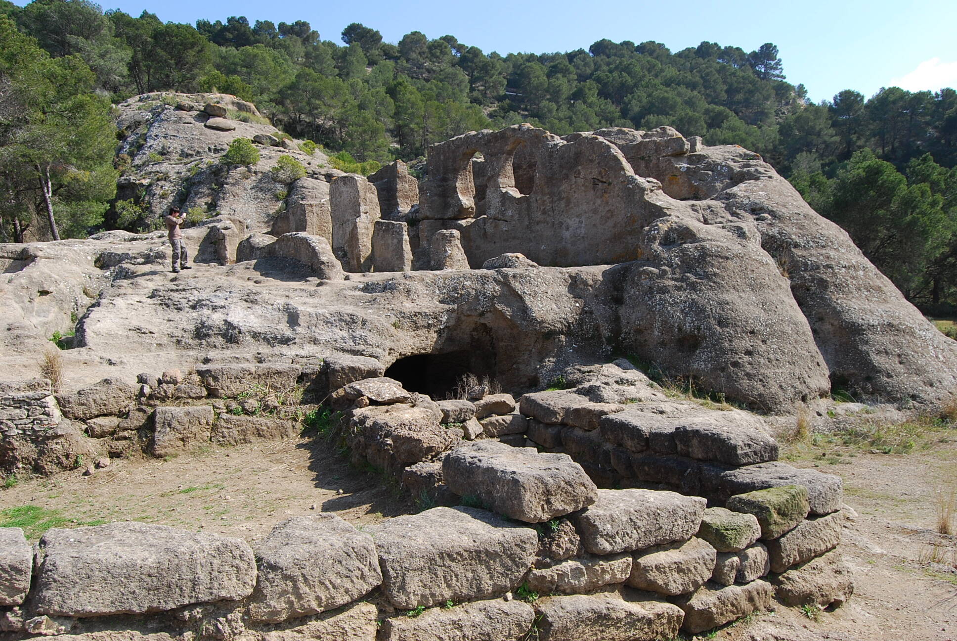 Foto: Las desconocidas ruinas de una ciudad rebelde contra los emires de Córdoba. (Diputación de Málaga)