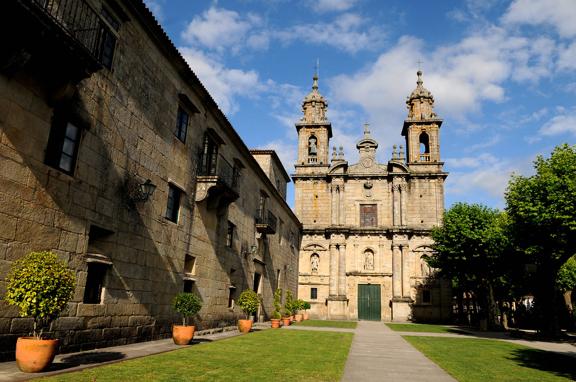 Foto: El monumento de Galicia que es una joya benedictina. (Turismo de Poio)