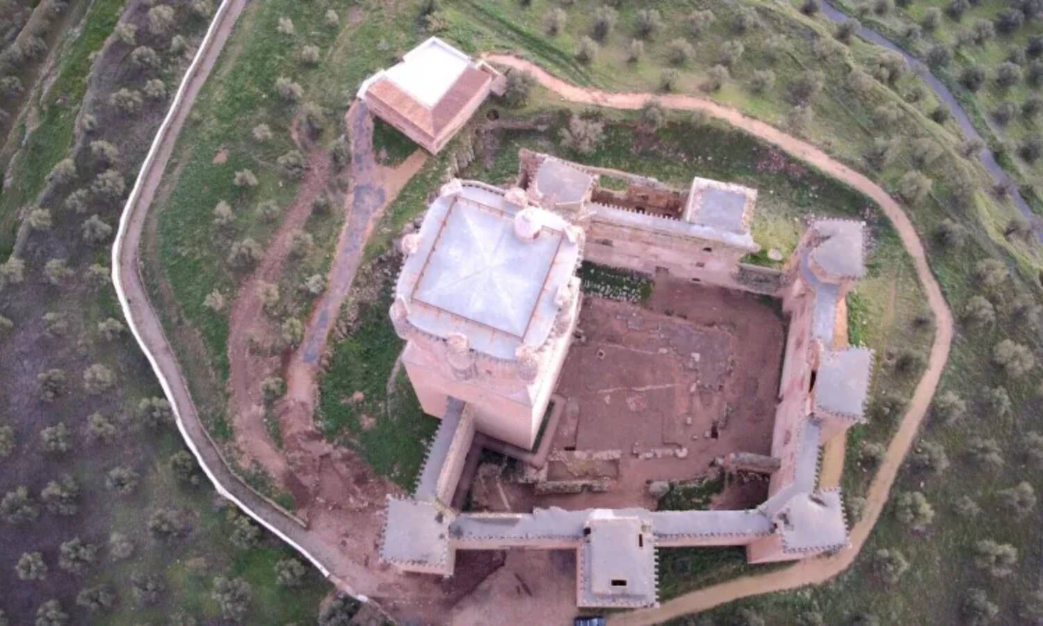 Foto: El castillo que tienes que descubrir en Andalucía, uno de los más bonitos de España. (Junta de Andalucía)
