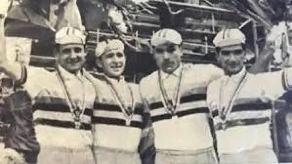 Giuseppe Soldi, junto a sus compañeros en el podio.