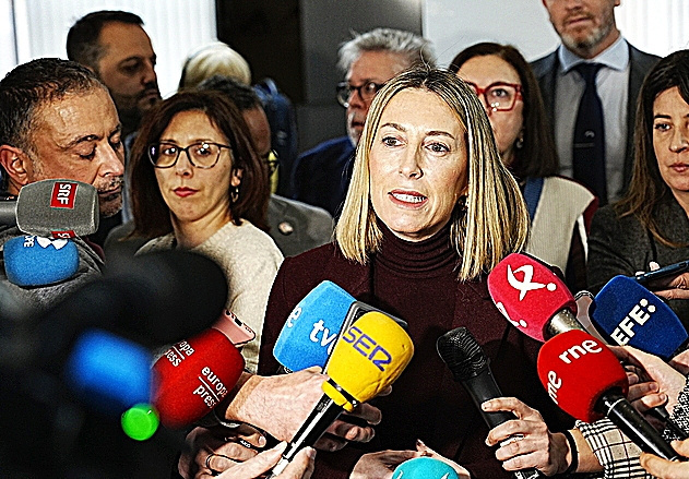 María Guardiola, presidenta en funciones de la Junta .
