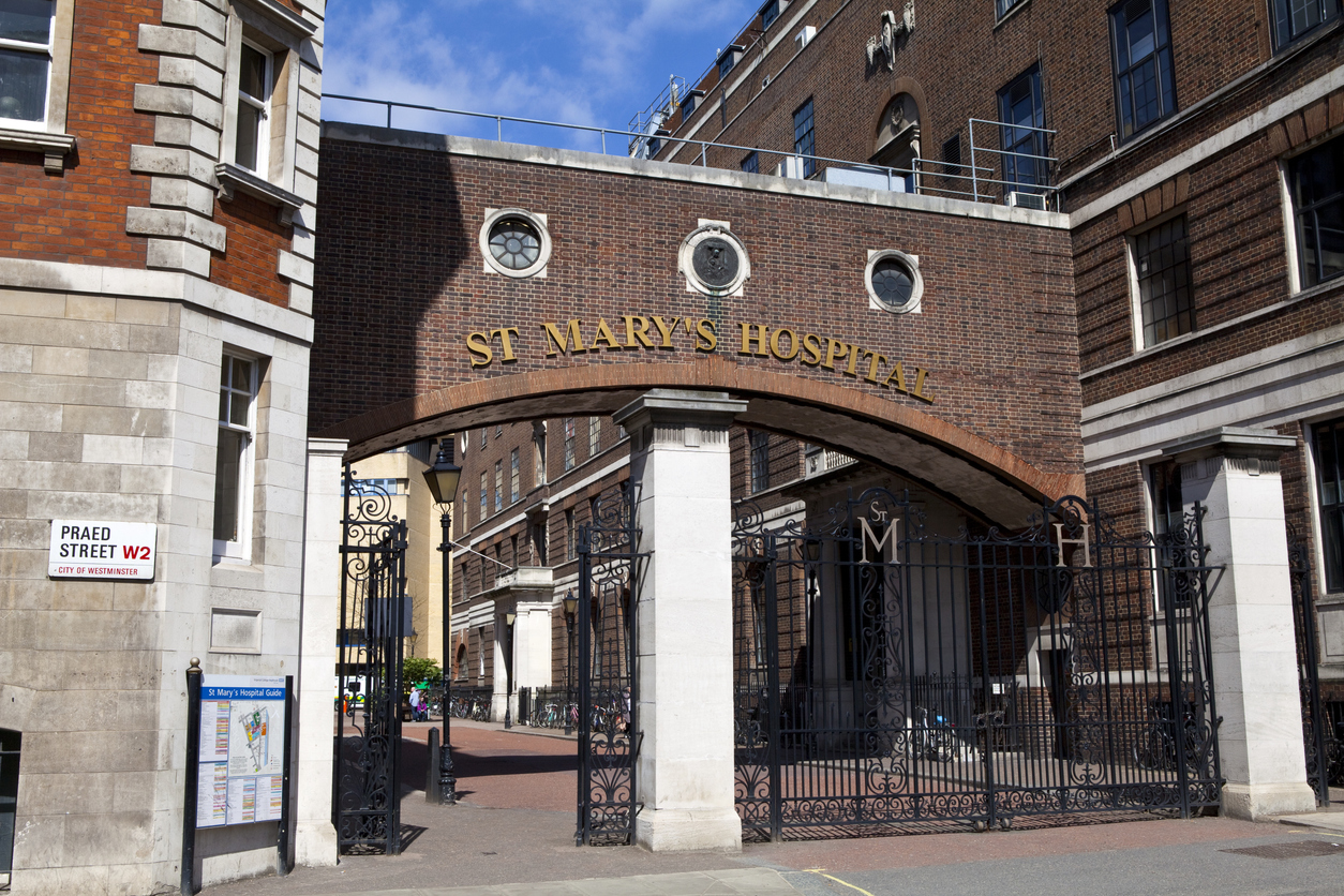 St. Mary's Hospital en Paddington, Londres (iStock)