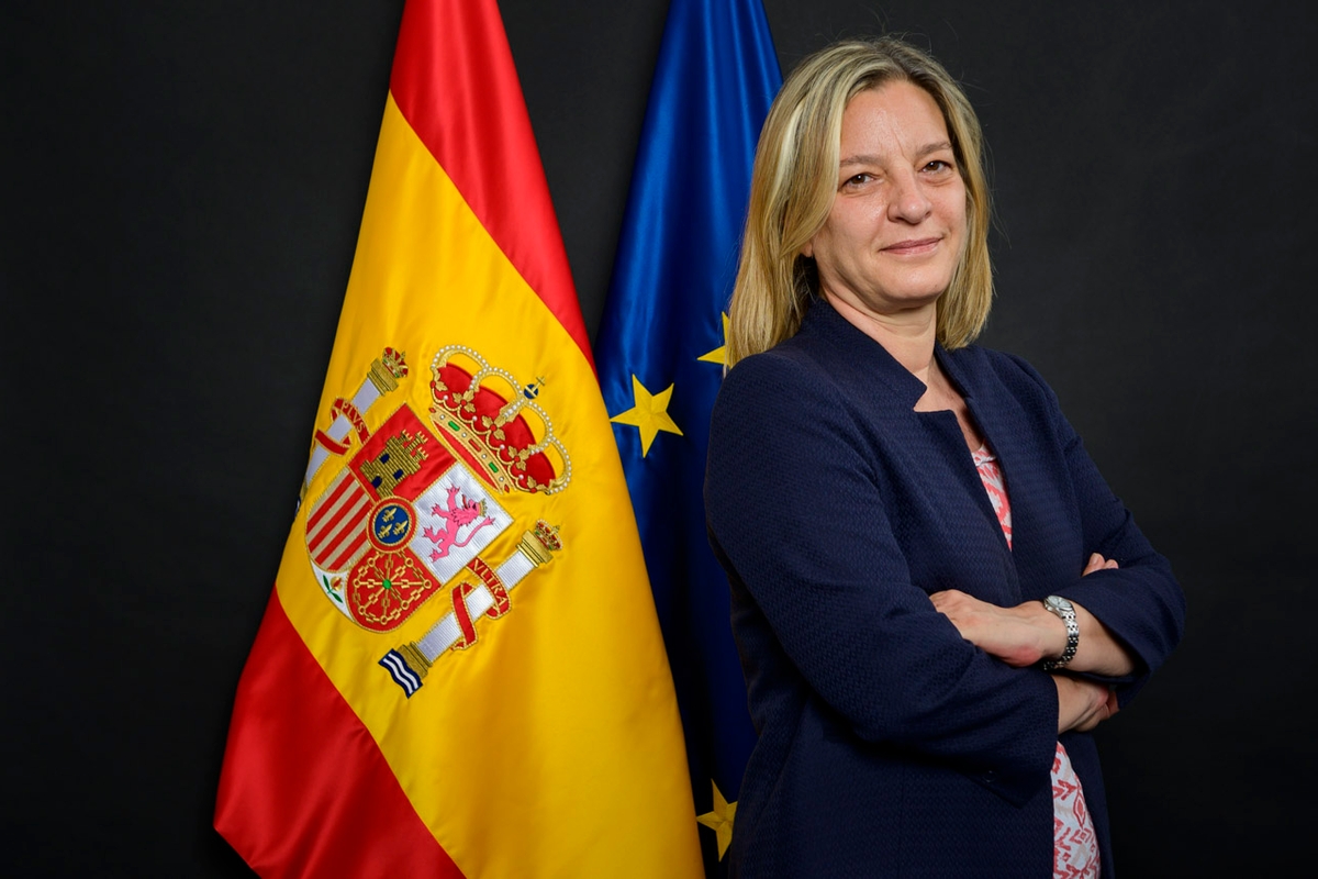 El Gobierno cesa a la