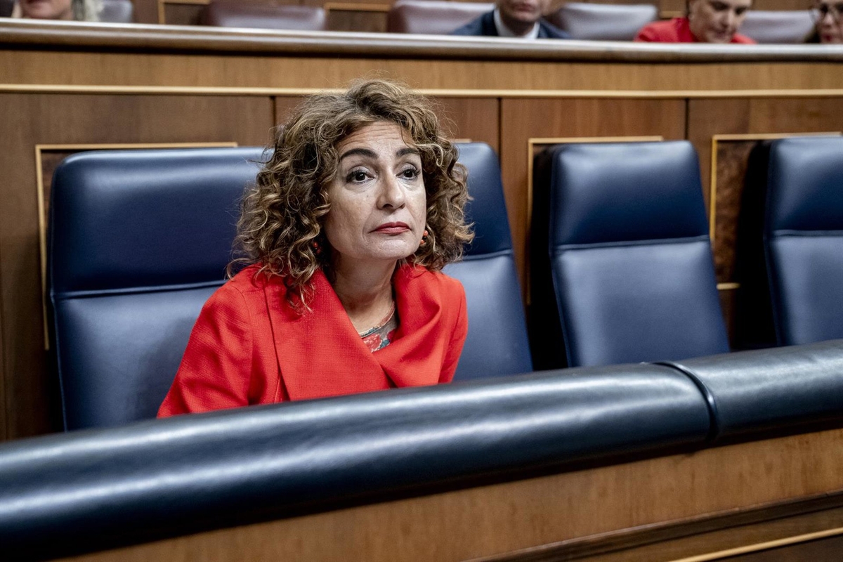 La vicepresidenta primera y ministra