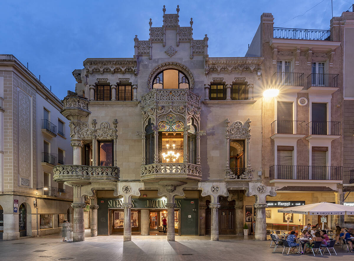 Foto: La única casa del mundo que conserva su interior modernista original está en España y no es de Gaudí. (Casa Navàs)