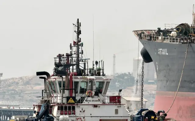 Barco petrolero.