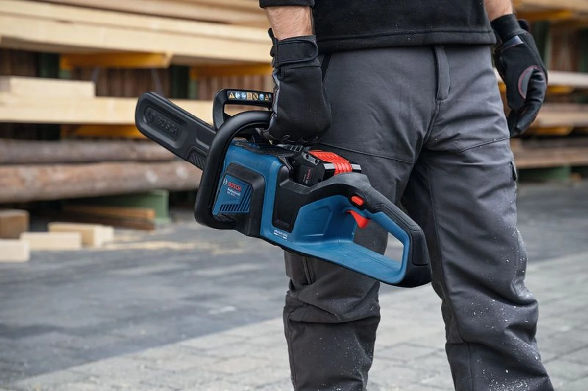 Adiós a la gasolina: la potente motosierra de Lidl Parkside X 20 V Team que agota stock - image 1