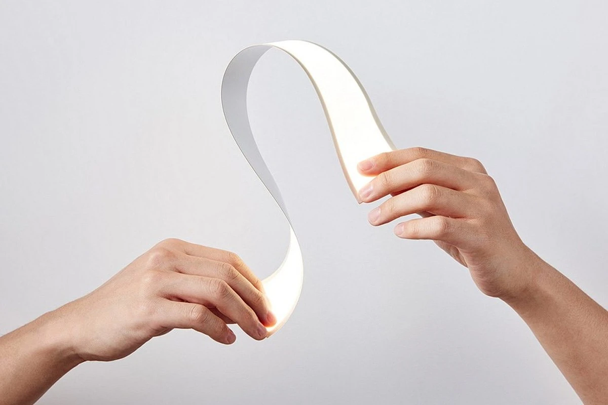 Adiós a las bombillas: el truco para ahorrar un 30% usando Tecnología OLED - image 1