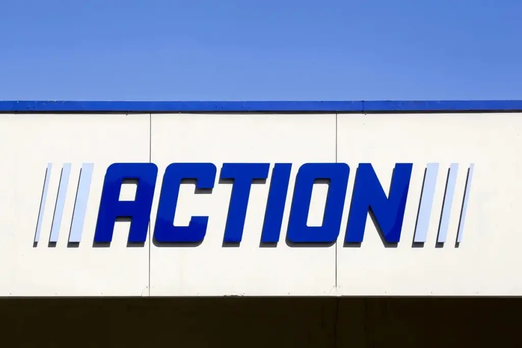 Adiós a las persianas: la cortina opaca de Action de 14€ que enfría tu casa