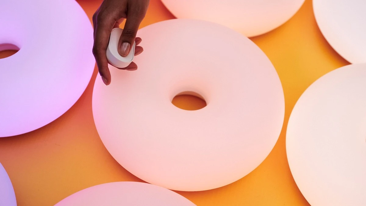 Adiós a la Varmblixt naranja: la nueva donut de IKEA cambia de color - image 1