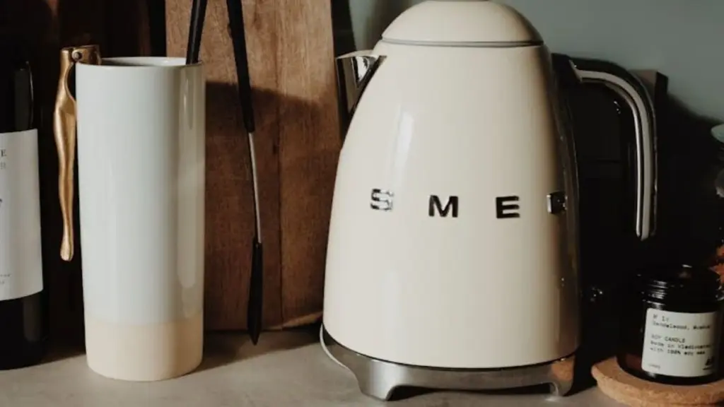Adiós al café frío: la joya de SMEG rebajada en Cdiscount por 11€