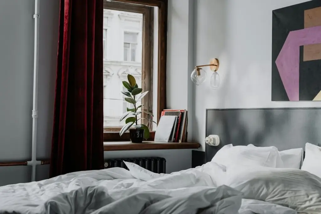 Adiós al canapé: las nuevas camas con almacenamiento integrado para dormir mejor