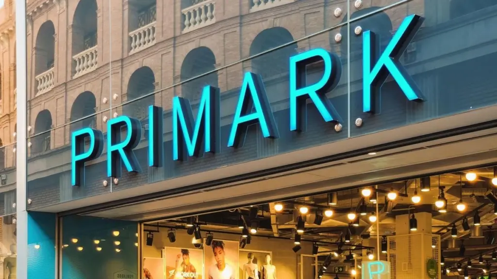 Adiós al caos: el organizador de tela colgante de Primark para ganar espacio