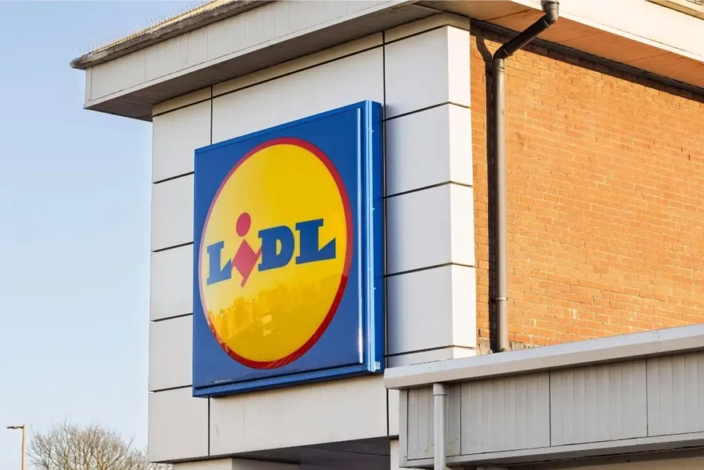 Adiós al caos en tu jardín: el Banco de Almacenamiento Livarno en Lidl por 79€