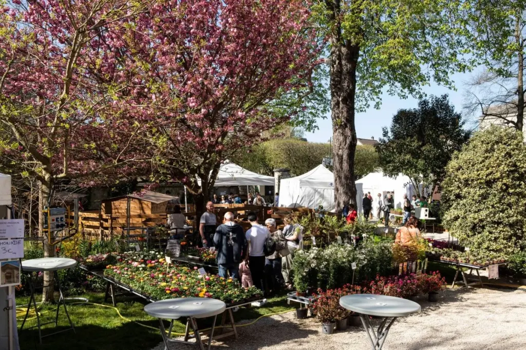 Adiós al riego excesivo: el secreto del Salón Vert Avril en Bourg-la-Reine